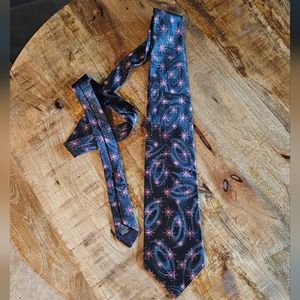 Christian Dior Black Red Blue Mens Neck Tie